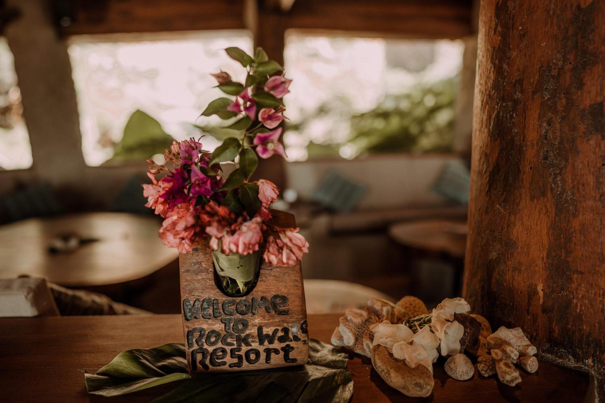 Rockwater Resort Iuiak ภายนอก รูปภาพ